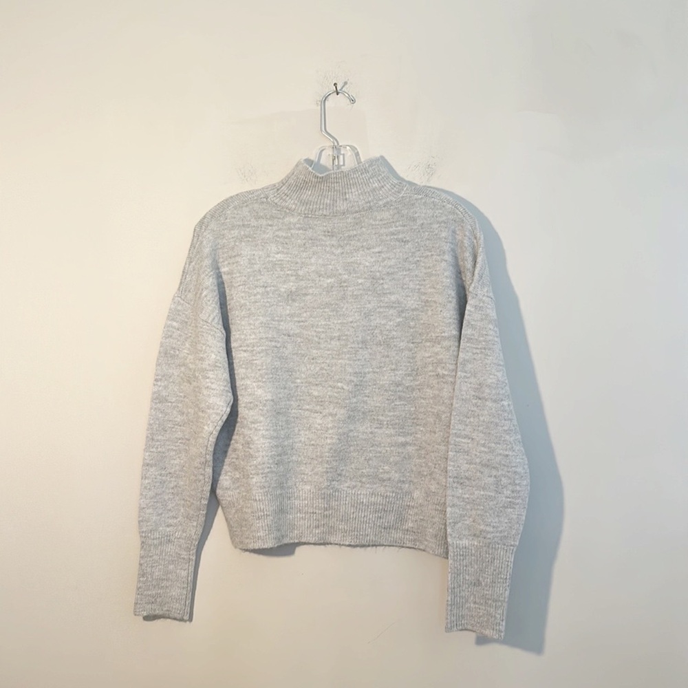 NEW Anthropologie x Sophie Rue Grey Mock Neck Long Sleeve sweater women sz Small